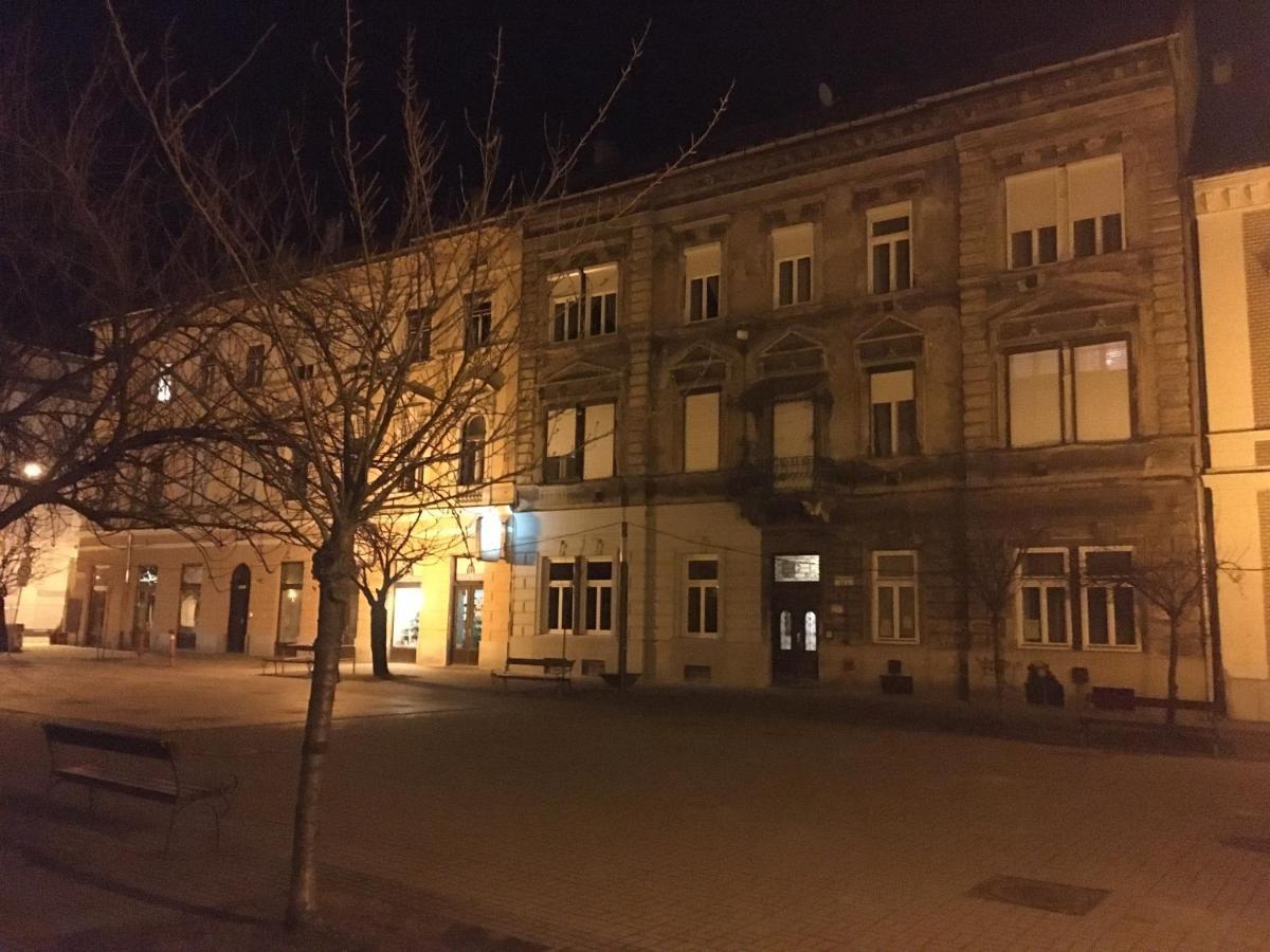Czingu-Lak Apartment Miskolc Exterior photo